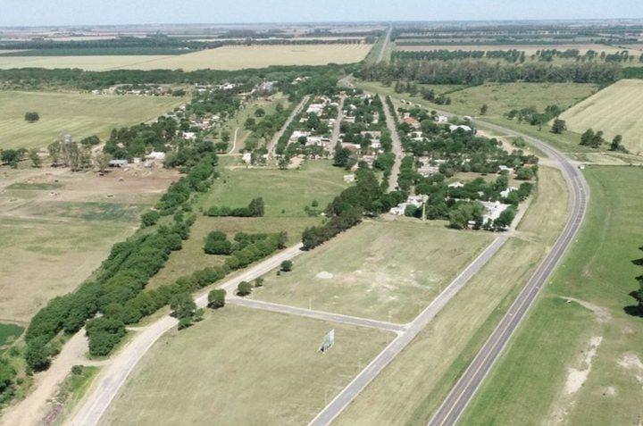 Terreno · 235m²