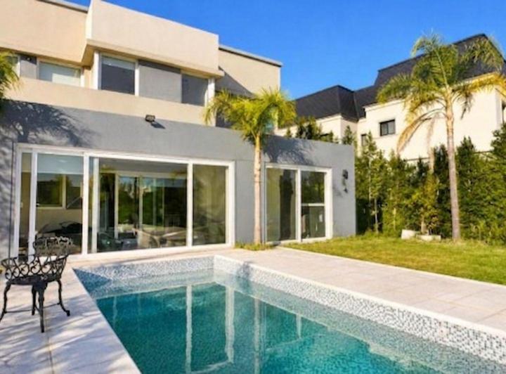 Casa · 186m² · 4 Ambientes