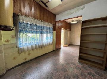 Casa · 180m² · 5 Ambientes · 1 Cochera · Venta Casa Lote Propio San Martin a Reciclar