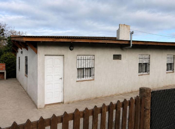 Casa · 115m² · 6 Ambientes · 2 Cocheras