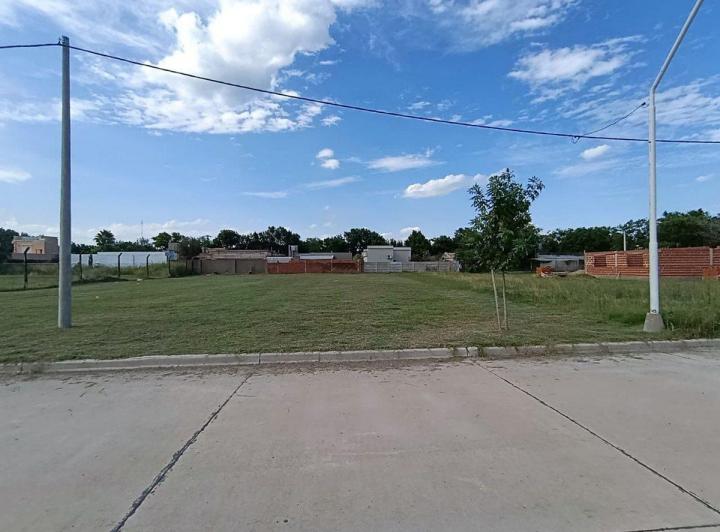 Terreno · 588m²