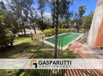 Casa · 2000m² · 5 Ambientes · 2 Cocheras · Casa en Venta en Maschwitz Privado - Apto Credito