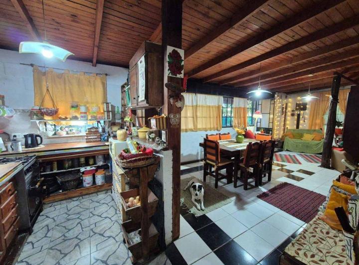 Casa · 103m² · 3 Ambientes · 1 Cochera