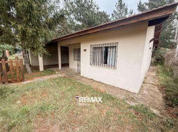 Casa · 100m² · 5 Ambientes · 1 Cochera · Venta Casa en Nueva Atlantis con 4 Dorm.