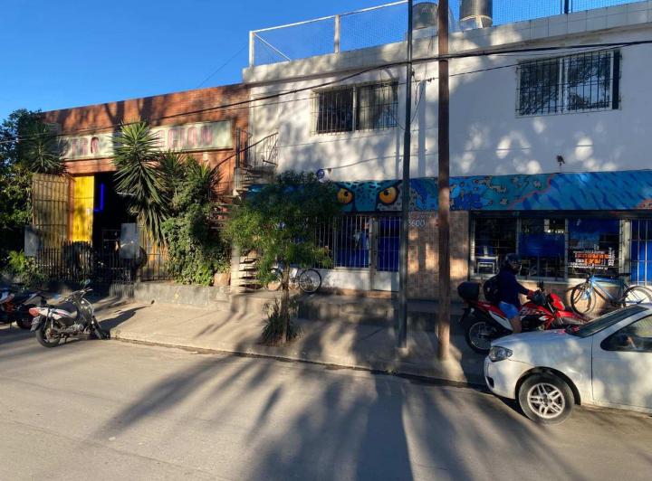 Local comercial · 438m²