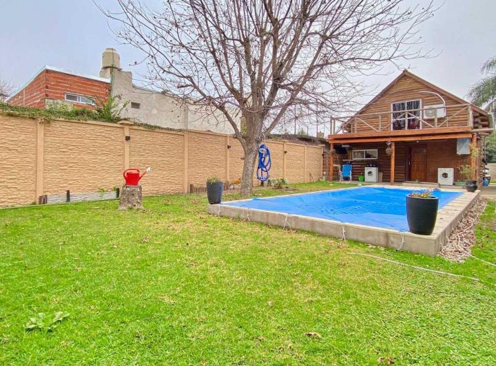 Casa · 120m² · 2 Ambientes · 2 Cocheras