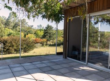 Casa · 120m² · 2 Ambientes · 2 Cocheras · Chacra Moderna de 1 Ha | Eficiencia Energética