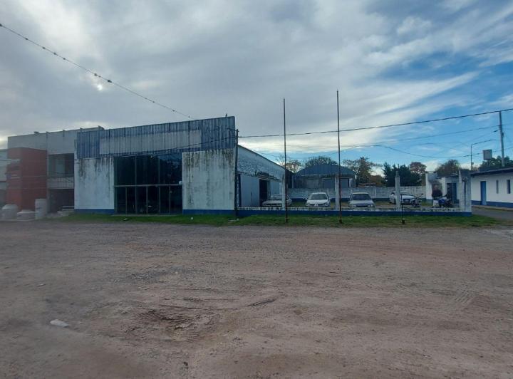 Bodega-Galpón · 1604m²