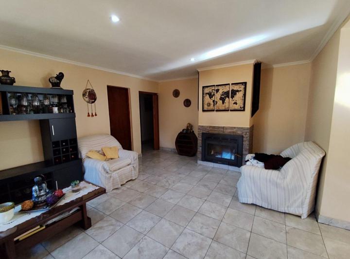 Casa · 150m² · 4 Ambientes · 1 Cochera