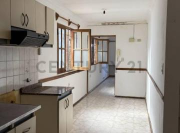 Casa · 93m² · 5 Ambientes · 2 Cocheras · Venta Duplex 3 Dorm. - Zona Sur, Santa Fe