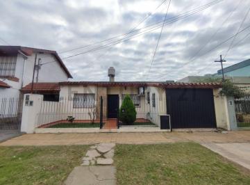 Casa · 110m² · 4 Ambientes · 2 Cocheras · Venta Casa 4 Ambientes Moreno Pileta Quincho