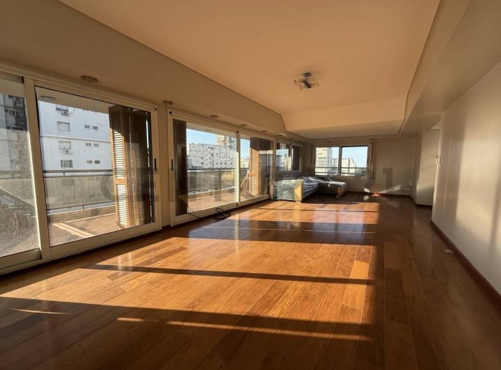 Departamento · 150m² · 5 Ambientes · 1 Cochera