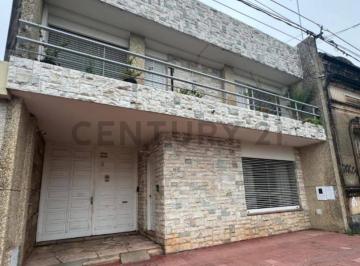 Casa · 423m² · 10 Ambientes · 2 Cocheras · Casa en Venta en Rafaela, Barrio 30 de Octubre