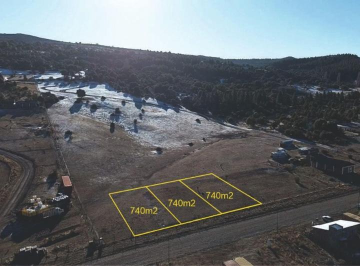 Terreno · 739m²