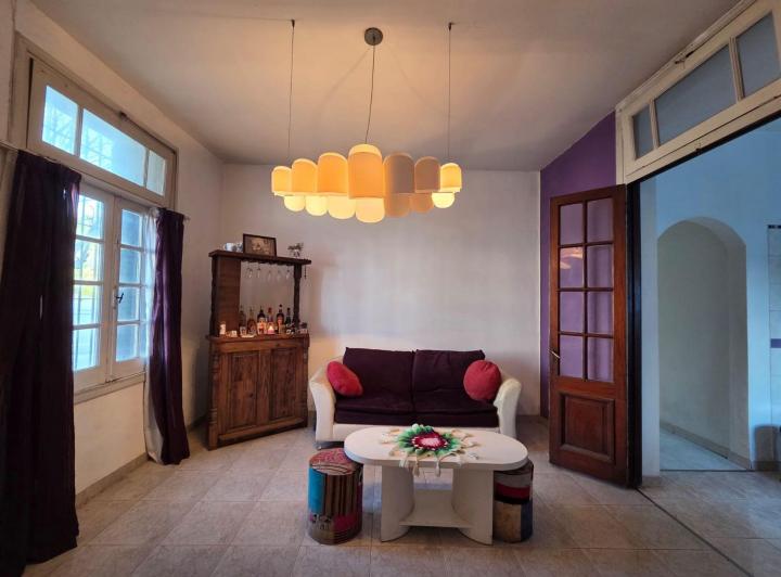 Casa · 88m² · 4 Ambientes · 1 Cochera