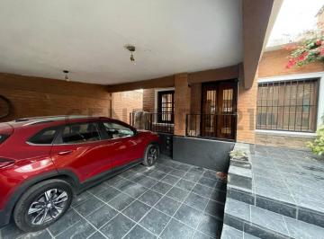 Casa · 1m² · 4 Dormitorios · 2 Cocheras · Alta Gracia Casa de Categoria 4 Dorm.