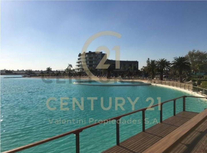 Terreno · 858m²