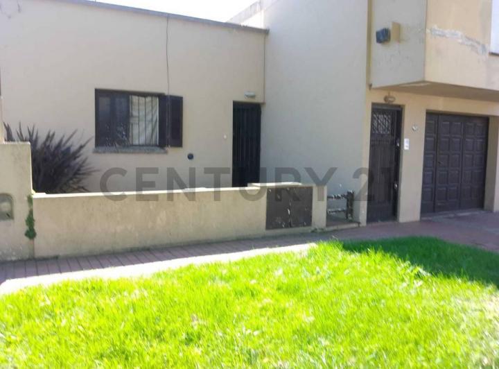 Casa · 159m² · 4 Ambientes · 2 Cocheras