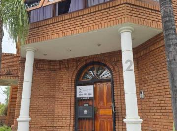 Casa · 320m² · 8 Ambientes · Se Vende Casa Bº Urca 4 Dorm. Córdoba