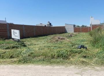 Terreno · 327m² · Terreno en Venta! Barrio Aeropuerto, La Plata