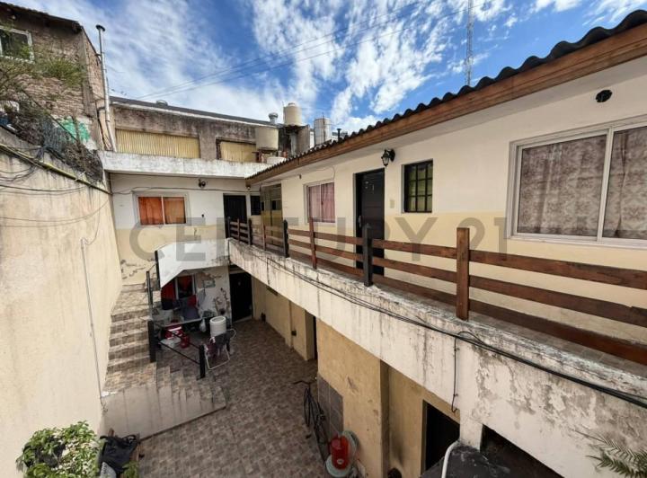 Terreno · 440m² · 10 Dormitorios