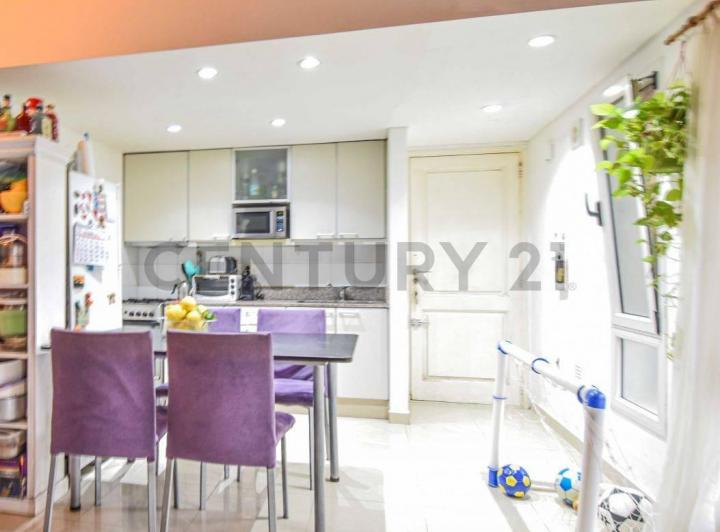 Casa · 238m² · 6 Ambientes