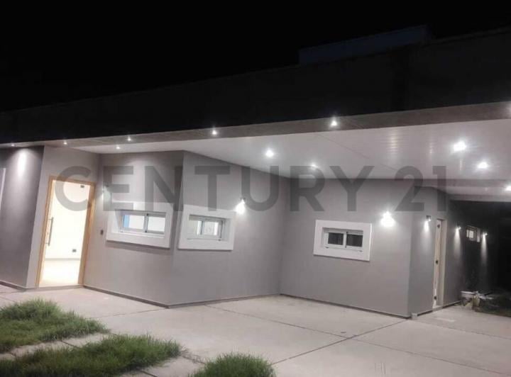 Casa · 149m² · 6 Ambientes · 1 Cochera
