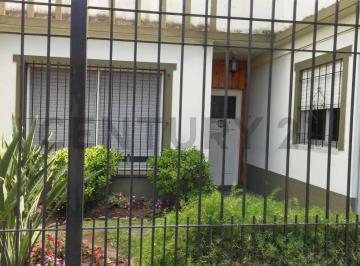 Casa · 200m² · 6 Ambientes · Casa en Venta Centro San Vicente