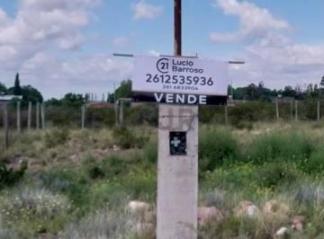 Terreno · 696m² · Lote en Venta Pedemonte Luján de Cuyo