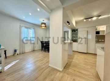 Departamento · 75m² · 3 Ambientes · Alquiler de Semipiso de 3 Ambientes y Escritorio, en Vicente Lopez