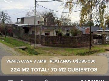 Casa · 135m² · 4 Ambientes · 1 Cochera · Venta de Casa 3 Ambientes Platanos, Berazategui