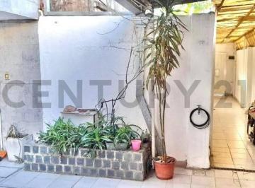 Casa · 70m² · 4 Ambientes · Venta de Casa 4 Ambientes en Villa Bosch, Tres de Febrero