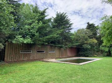 Terreno · 652m² · Lote en Venta con Piscina y 2 Módulos Habitacionales (Contenedores) a Reciclar