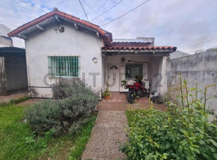 Casa · 105m² · 3 Ambientes · 10 Cocheras