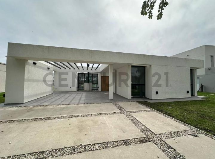 Casa · 182m² · 2 Cocheras