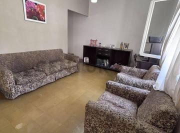 Casa · 175m² · 7 Ambientes · ¡Oportunidad! Dos Casas en un Mismo Lote – Granadero Baigorria
