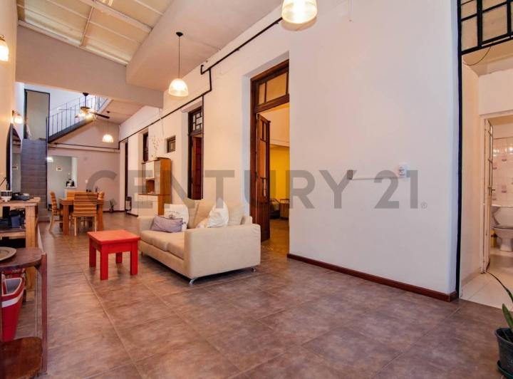 Casa · 147m² · 6 Ambientes