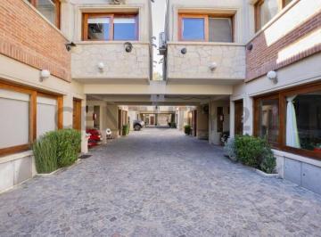 Casa · 88m² · 4 Ambientes · 1 Cochera · Venta Duplex 3 Ambientes con Cochera Apto Crédito Complejo Alvear