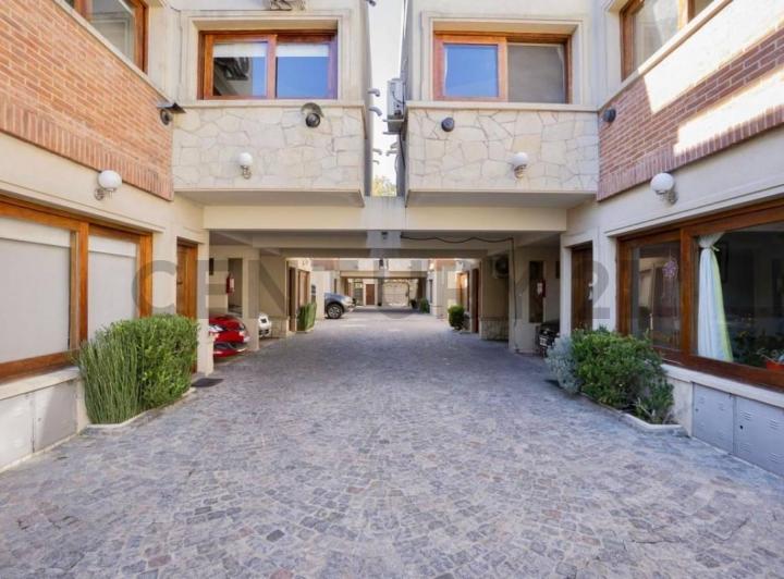 Casa · 88m² · 4 Ambientes · 1 Cochera