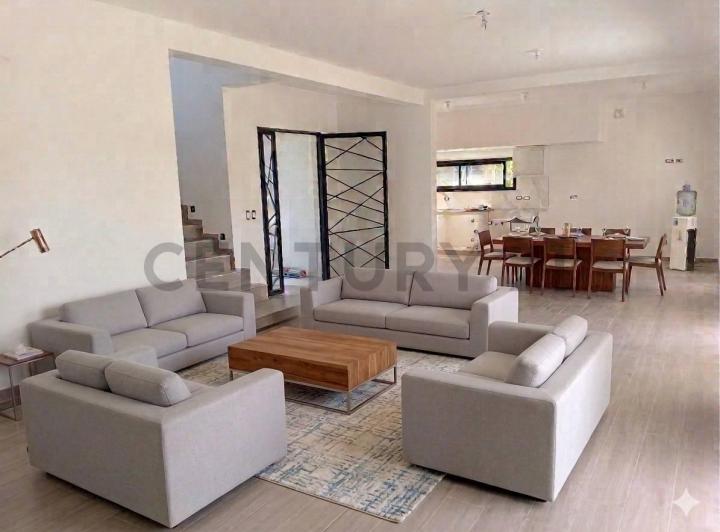 Casa · 190m² · 5 Ambientes · 3 Cocheras