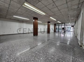 Local comercial · 350m² · Alquiler - Local Comercial. Lujan Centro