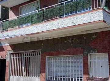 Casa · 126m² · 4 Ambientes · 1 Cochera · Venta 2 PH en Block 2 Plantas Independientes Terraza + Parrilla a m Alto