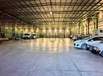 Bodega-Galpón · 2000m² · Alquiler de Galpón Grande en Guaymallén