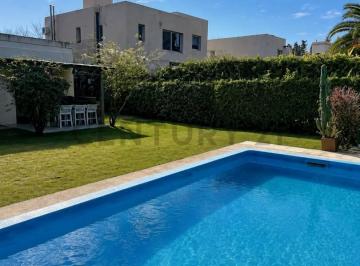 Casa · 110m² · 4 Ambientes · 2 Cocheras · Casa 4 Ambientes - Apta Credito - Barrio Cerrado Santa María de Los Olivos |todo E