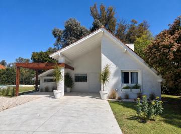 Casa de 6 ambientes, Luján · Las Praderas de Luján