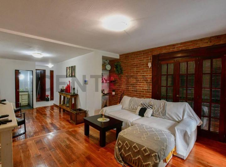 Casa · 180m² · 4 Ambientes · 1 Cochera