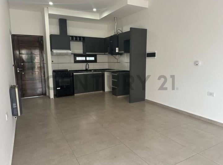 Casa · 80m² · 3 Ambientes · 1 Cochera