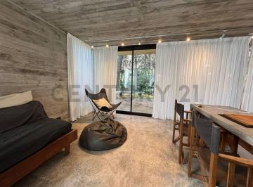 Casa · 80m² · 3 Ambientes · 2 Cocheras · Casa a La Venta 3 Ambientes en Mar Azul