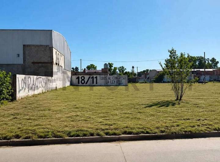 Terreno · 768m²
