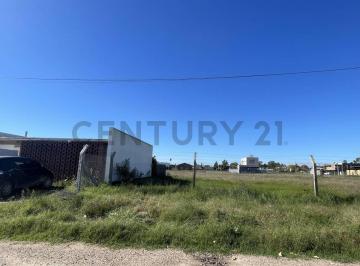 Terreno · 310m² · Lote en Venta en Barrio Savoia.